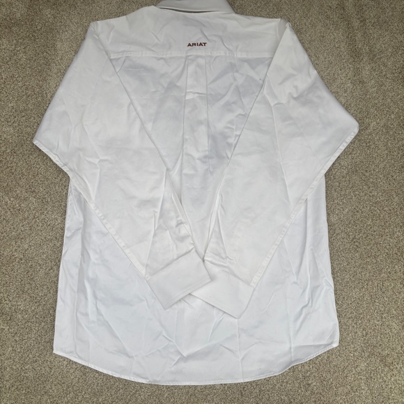 Ariat Classic Fit Solid Twill Long Sleeve Men's Size S/P White NWT - Picture 2 of 9